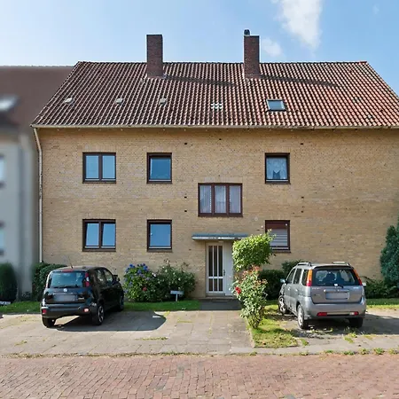 Nalia Homes - Balcony With No View, Private Parking Lejlighed